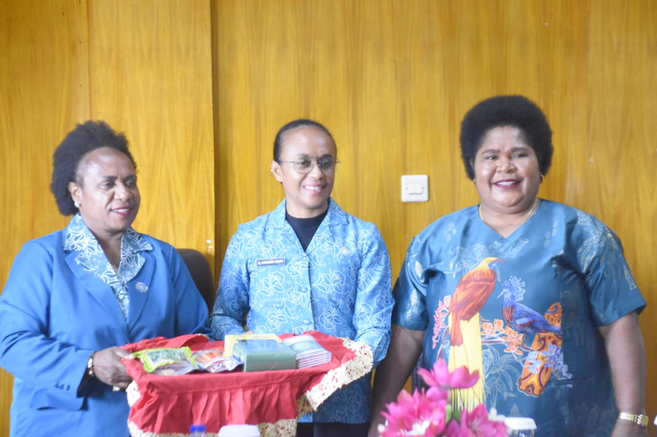 Bibit untuk Masa Depan: TP-PKK Provinsi Dukung Petani Binaan di Puncak Jaya