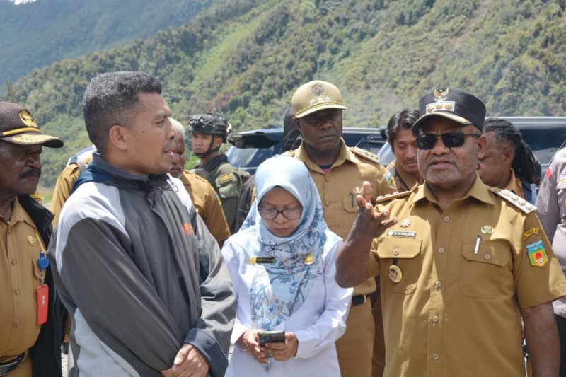 Bupati Puncak Jaya Dorong Warga Manfaatkan Lahan, Bibit Sayur Segera Dibagikan
