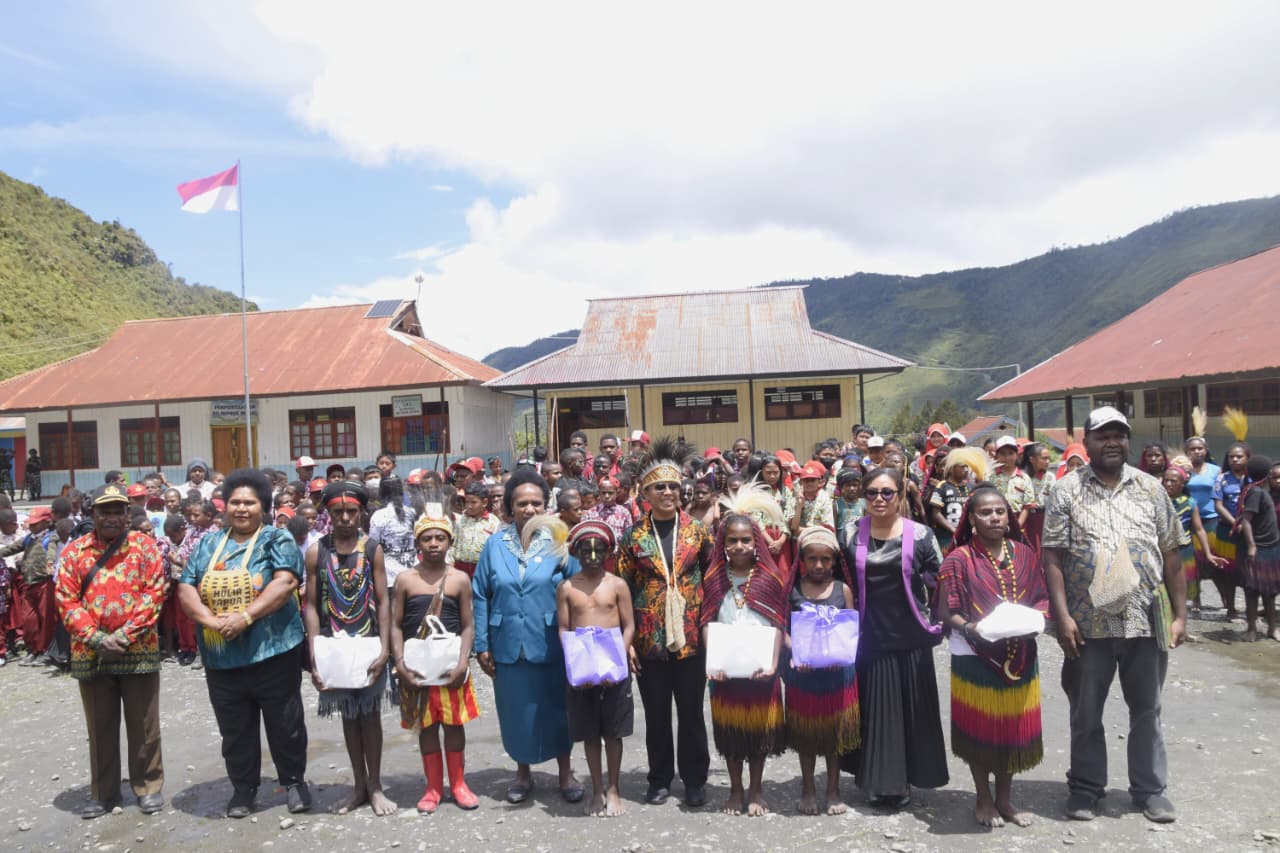 DINAS PENDIDIKAN DAN KEBUDAYAAN PROVINSI PAPUA TENGAH DORONG SSH DAN ASRAMA DI PUNCAK JAYA