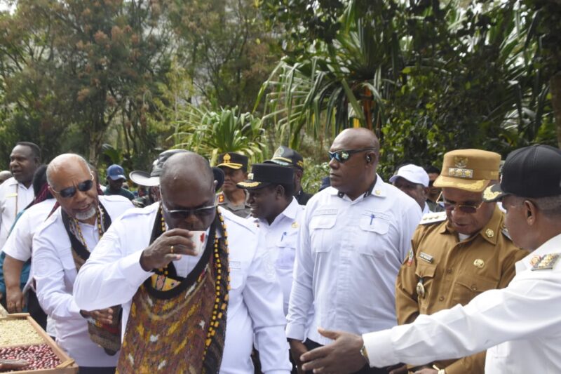Kunjungan Kerja ke Puncak Jaya, Pemprov Papua Tengah Serap Aspirasi Petani Kopi