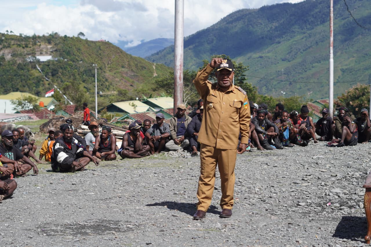 Lapangan Amanah Jadi Saksi Sejarah, Puncak Jaya Sambut Gubernur dan Wakil Gubernur Serta Delapan Bupati