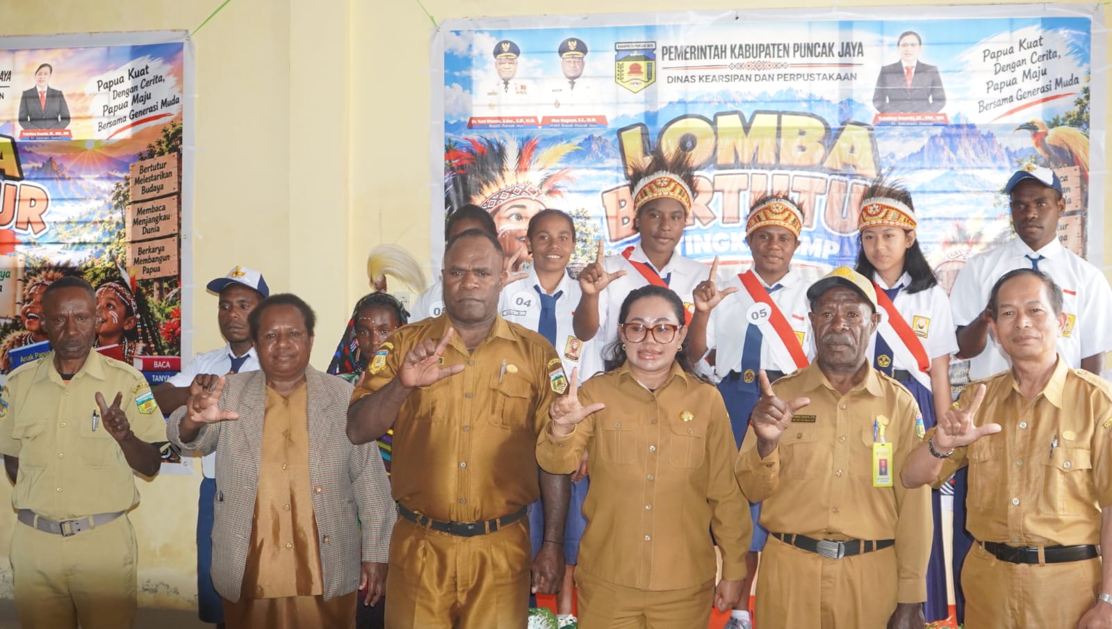 Pemkab Puncak Jaya Dorong Generasi Muda Gemar Membaca melalui Lomba Bertutur Tingkat SD dan SMP