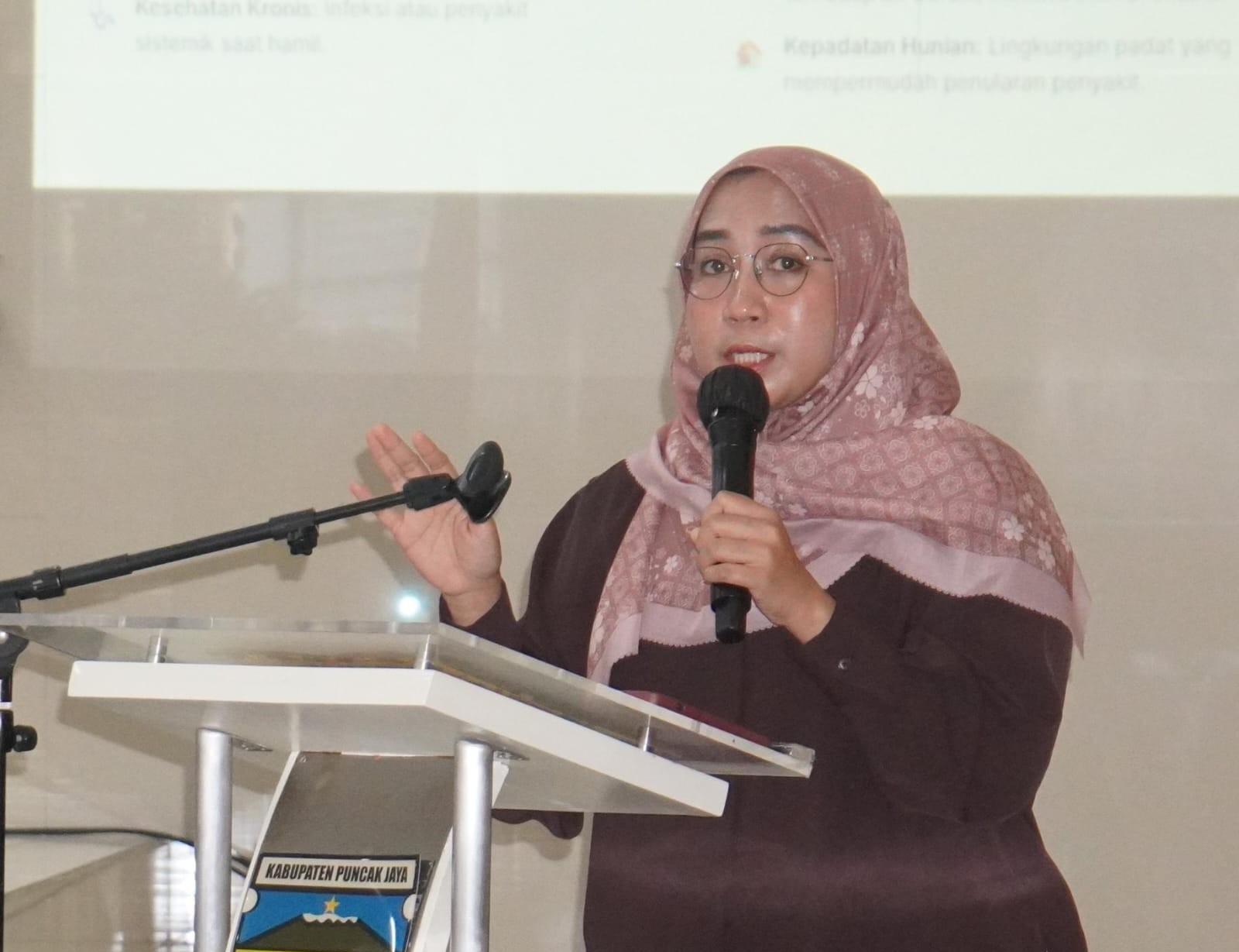 Pemkab Puncak Jaya Perkuat Sinergi Lintas Sektor untuk Percepatan Penurunan Stunting Melalui Sosialisasi Juknis Konvergensi Tahun 2026