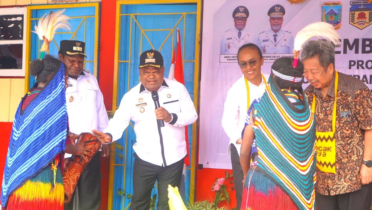 Pemkab Puncak Jaya Resmi Launching Program Sekolah Sepanjang Hari di SD Negeri Mulia