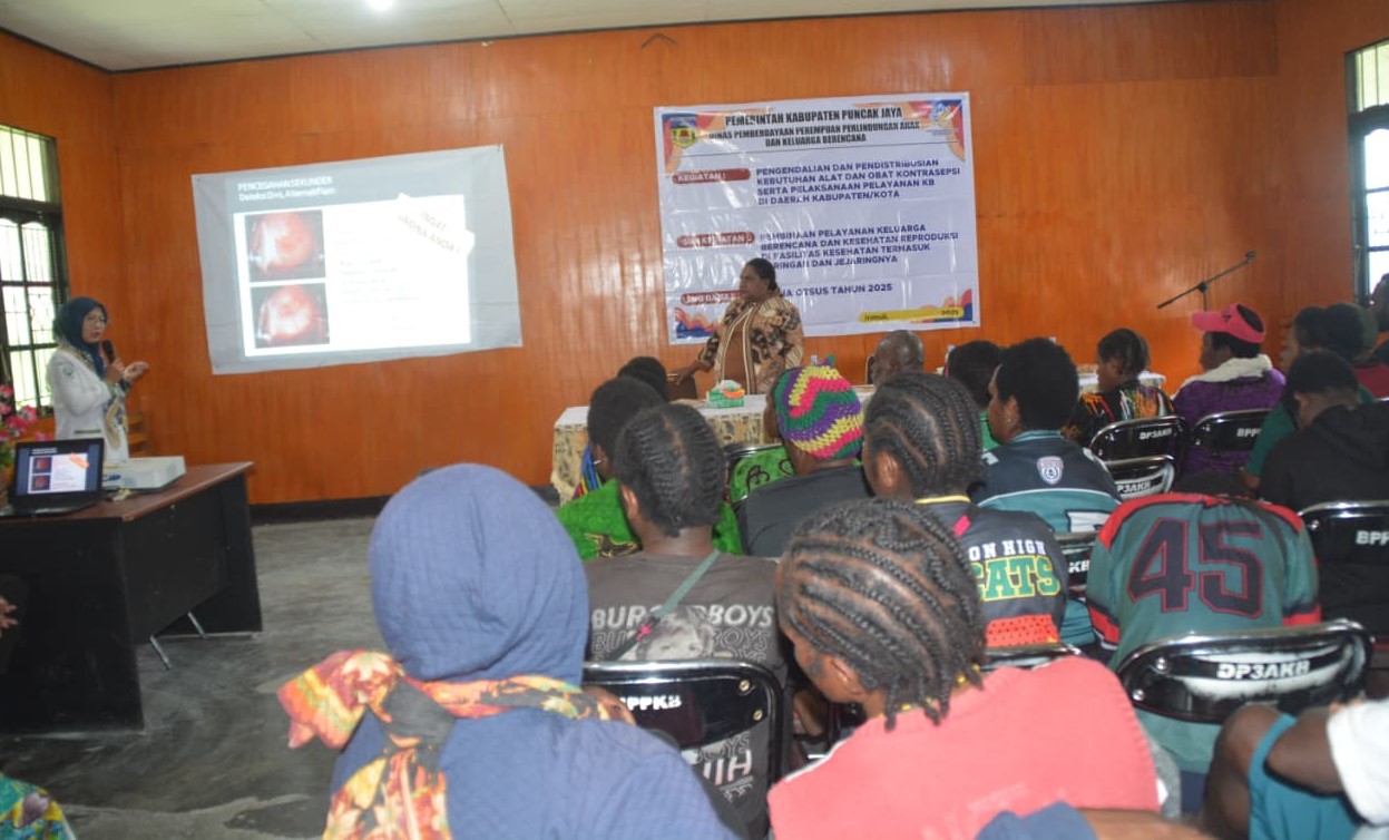 PEREMPUAN SEHAT, GENERASI KUAT : SOSIALISASI KANKER SERVIKS DI KABUPATEN PUNCAK JAYA