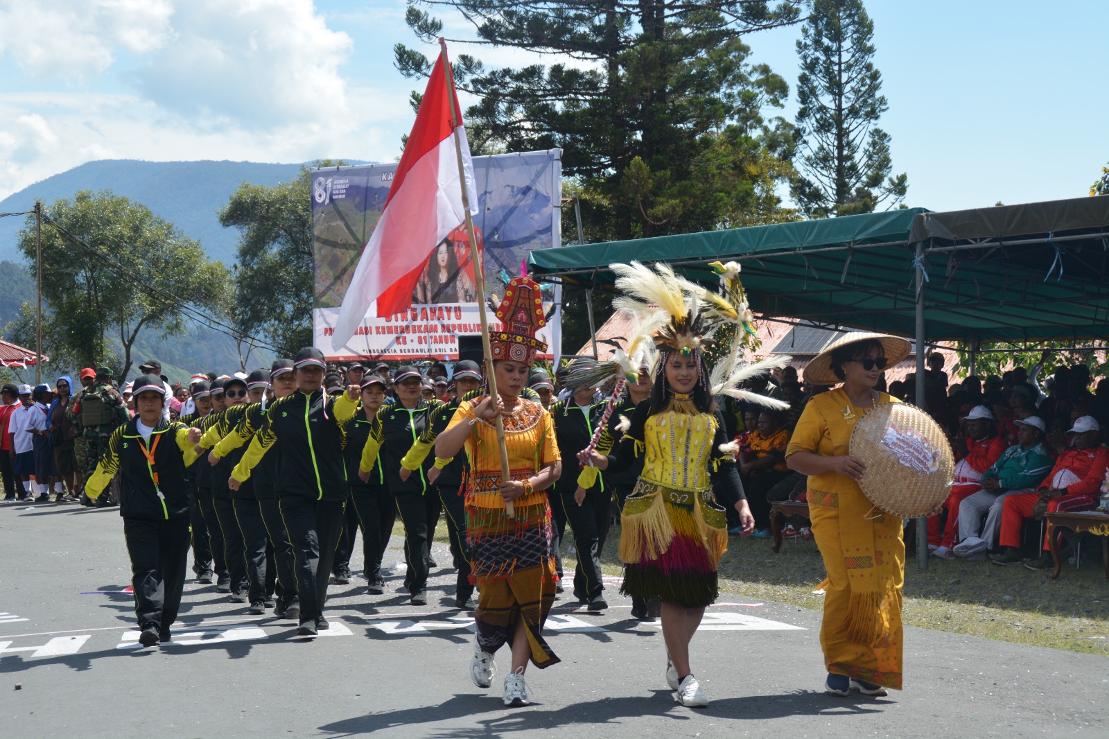 Puncak Jaya Berwarna dalam Semarak Lomba Gerak Jalan HUT RI ke-81
