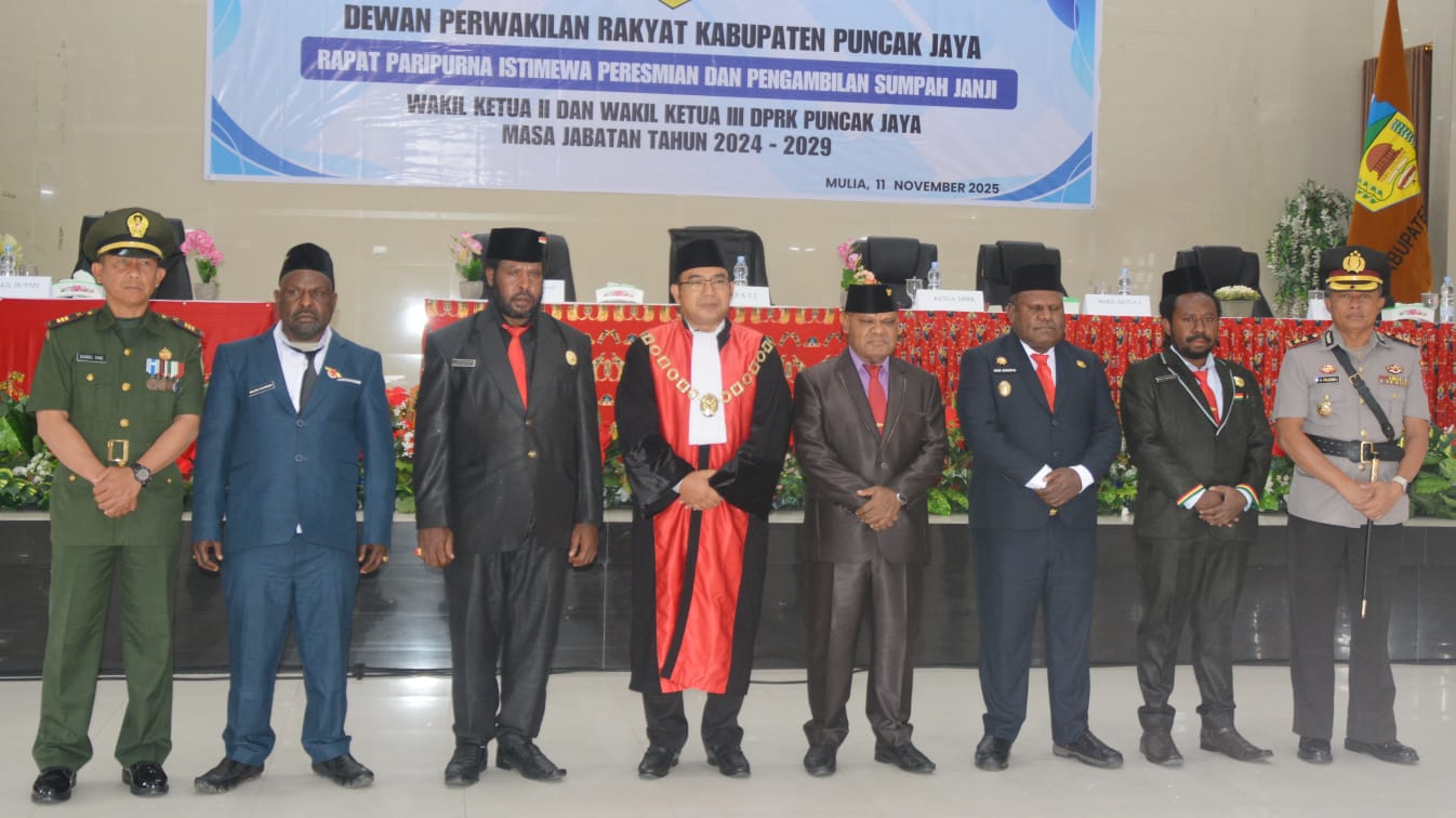 TONGGAK DEMOKRASI BARU: DPRK PUNCAK JAYA RESMI LANTIK WAKIL KETUA II DAN III PERIODE 2024-2029